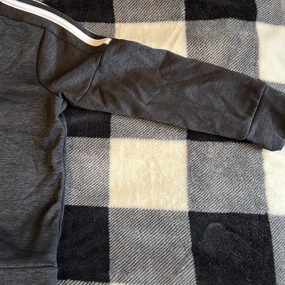 Adidas Track Jacket / Sweatshirt. Size 6. - Picture 10 of 11